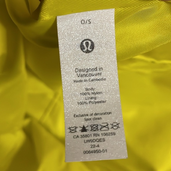 Lululemon Athletica Side-Cinch Shopper Tote - Picture 4 of 9